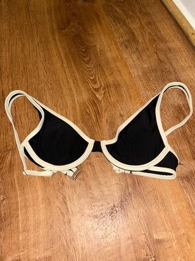NWT SALT + COVE bikini top